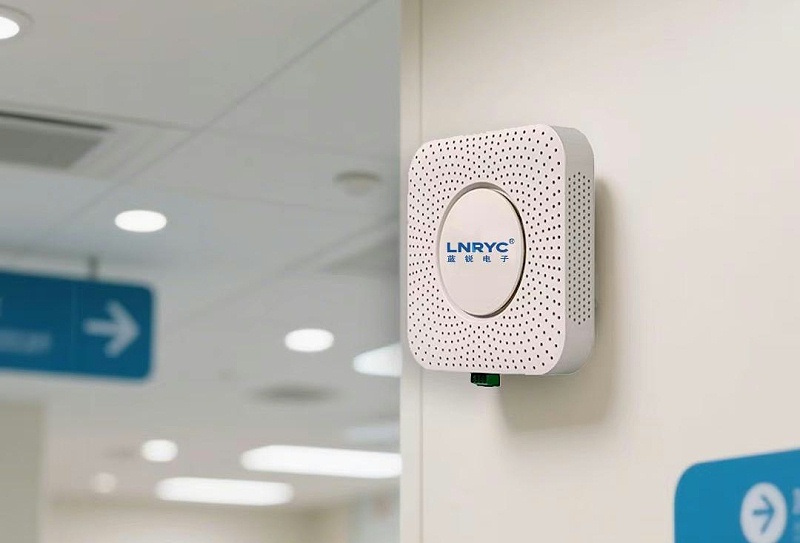 室内空气质量监测设备