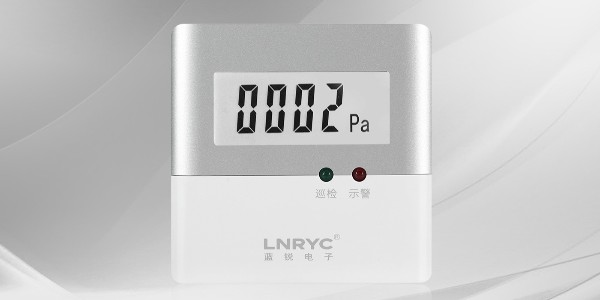 余压传感器用于实时监测楼梯间和前室的压力差
